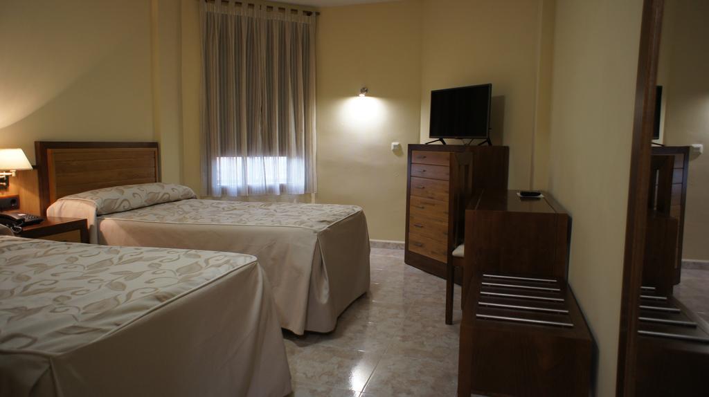 Hotel Puente Romano Alcántara Cameră foto